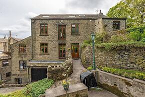 Oldmill-2bed-sleeps6-privategarden-optionalhottub