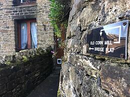 Oldmill-2bed-sleeps6-privategarden-optionalhottub