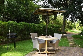 Lavender Tree Spacious Cottage for 2-3 People