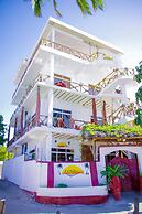 Room-room V Beach Front sea View 2nd Fla