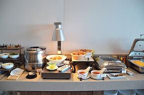S. Sriracha Hotel and Residence