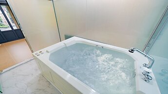 Gapyeong Highmong Pet-friendly Kids Pool