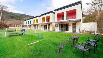 Gapyeong Highmong Pet-friendly Kids Pool