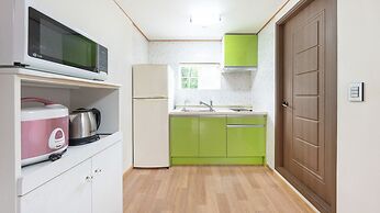 Gapyeong Highmong Pet-friendly Kids Pool