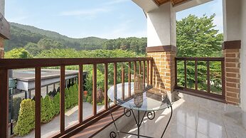 Gapyeong Highmong Pet-friendly Kids Pool