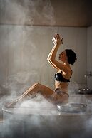 Maritim Marina Bay Luxury Resort