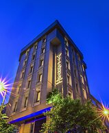 Valente Suites & Hotel