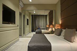 Twinz Hotel