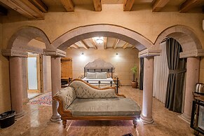 Cratus Stone Palace