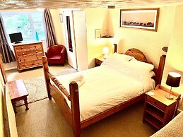 The Lake View Hotel