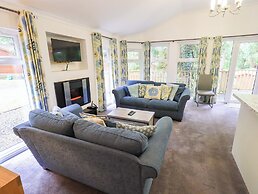 Forest Pines Lodge