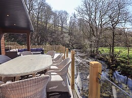 Jinnyspinner Lodge