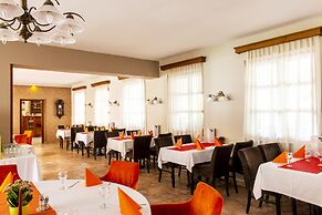 Gastland M0 Hotel & Conference Center