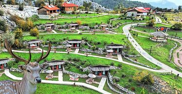 Milyos Hotel