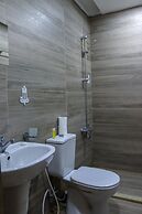 Twins Downtown Hotel