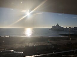 Apartment - Sleeps 4 - Balcony - Sea View