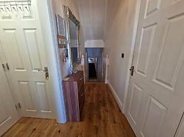 Apartment - Sleeps 4 - Balcony - Sea View
