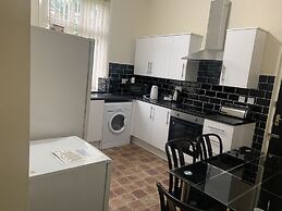 Short Term Shared R&R In Chorlton