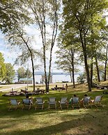 Somewhere Inn Calabogie