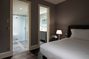 Windsor Hotel & Convention Center