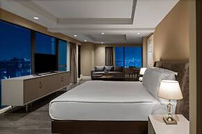 Windsor Hotel & Convention Center