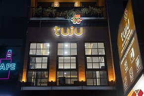 Tuju Arteri Pods