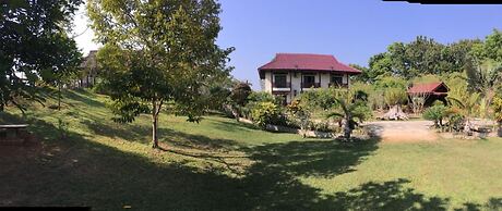 Singgahsana Villa