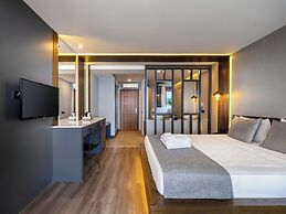 Adora Calma Beach Hotel - Adults Only