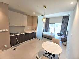 Park View Brand new Studio