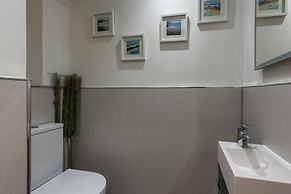 Captivating 3-bed Apartment by Gleneagles