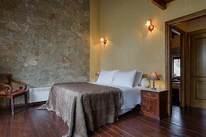 Parnassus Dreamwood Chalet