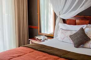 Chobe Safari Lodge