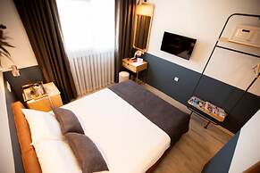 Urla 1867 Hotel