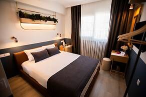 Urla 1867 Hotel