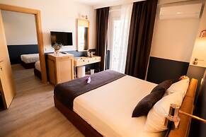 Urla 1867 Hotel