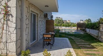 Urla 1867 Hotel