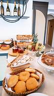 Urla 1867 Hotel