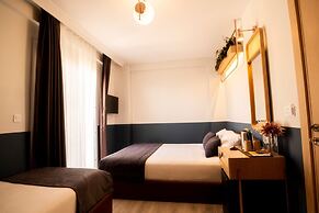 Urla 1867 Hotel