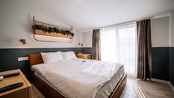 Urla 1867 Hotel
