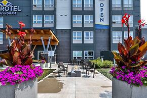 Microtel Inn & Suites by Wyndham Kanata Ottawa West