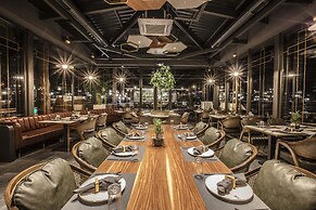 Unique Life Style Hotel