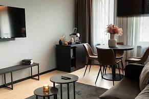 Home Hotel 1624