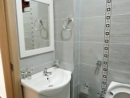 Hays Suites