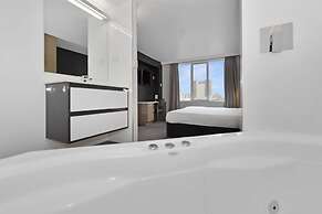 Allurity Hotel