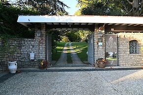 Wonderful Villa Between Como And Milano