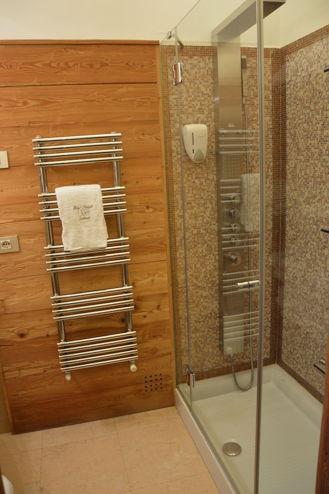 Single Room - Hotel Dolomiti Pinzolo
