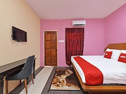 Hotel O Awan Biru Motel