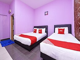 Hotel O Awan Biru Motel