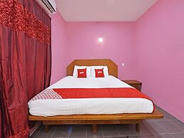Hotel O Awan Biru Motel