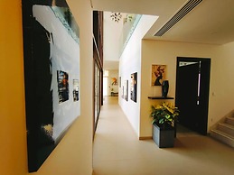 Villa-Bay